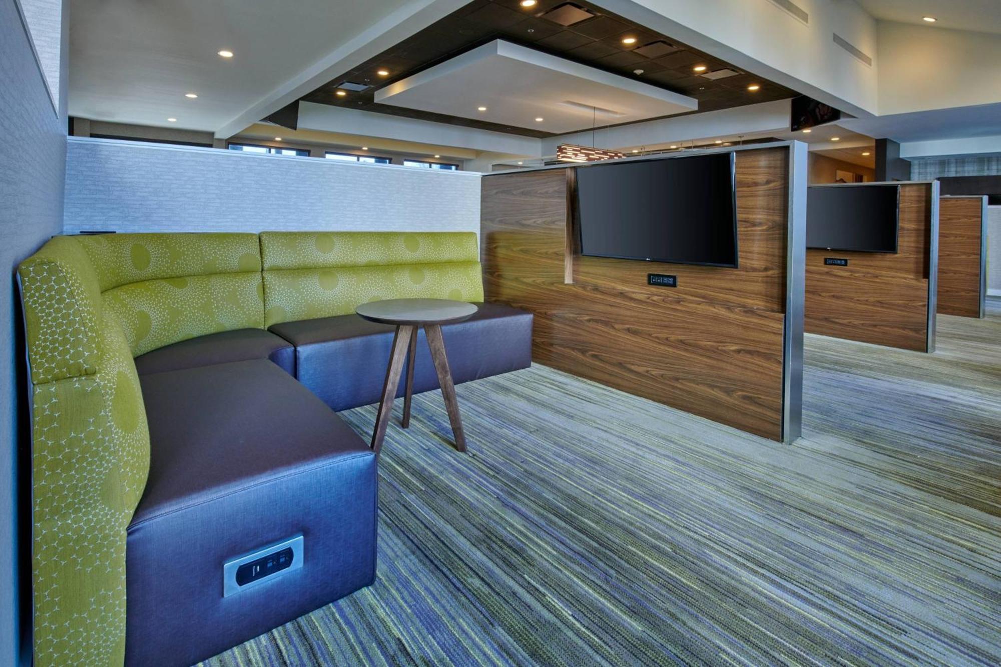 Courtyard By Marriott Indianapolis Castleton Hotel Buitenkant foto