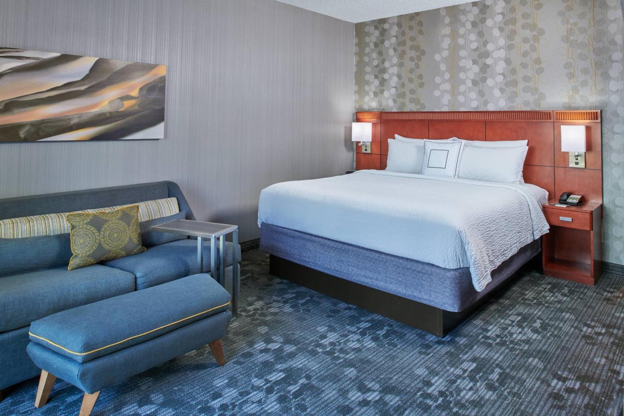 Courtyard By Marriott Indianapolis Castleton Hotel Buitenkant foto